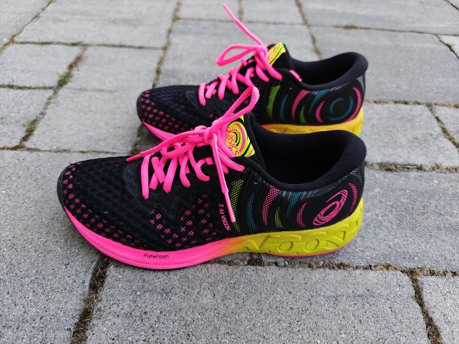 Buty 39,5 Asics Noosa FF2 damskie do biegania