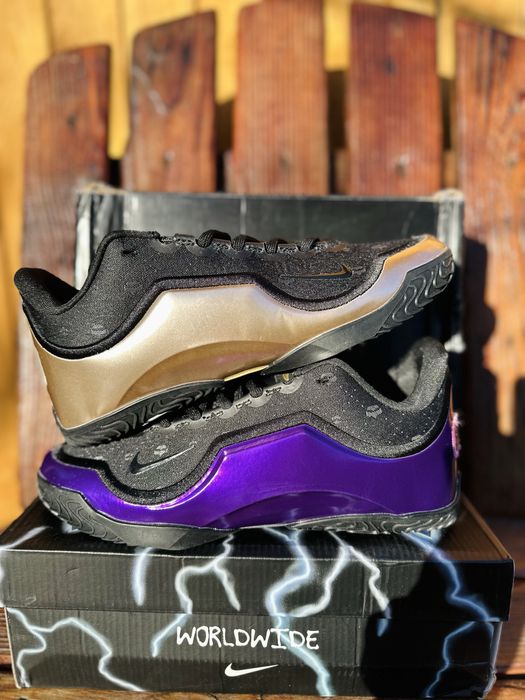 Баскетбольные кроссовки Nike LeBrone 23