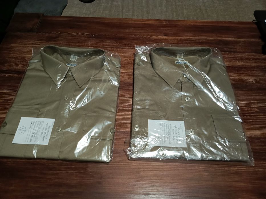 Stare wojskowe koszule