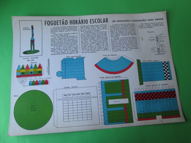 Foguetão Horário Escolar para recortar e montar da Majora Anos 70/80