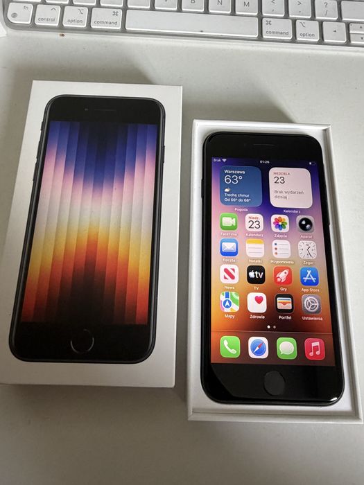@ Bateria 100% iPhone SE 2022 128gb Midnight Idealny