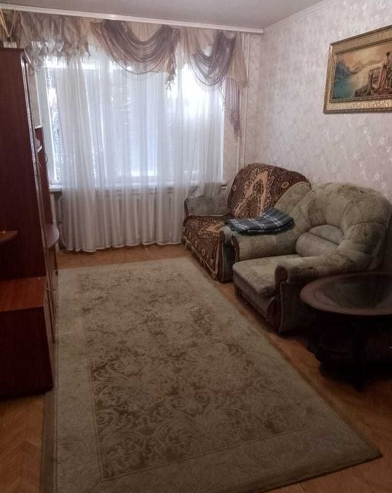 Продаж класної 3к з автономне опаленням 2 поверсі в цеглі !