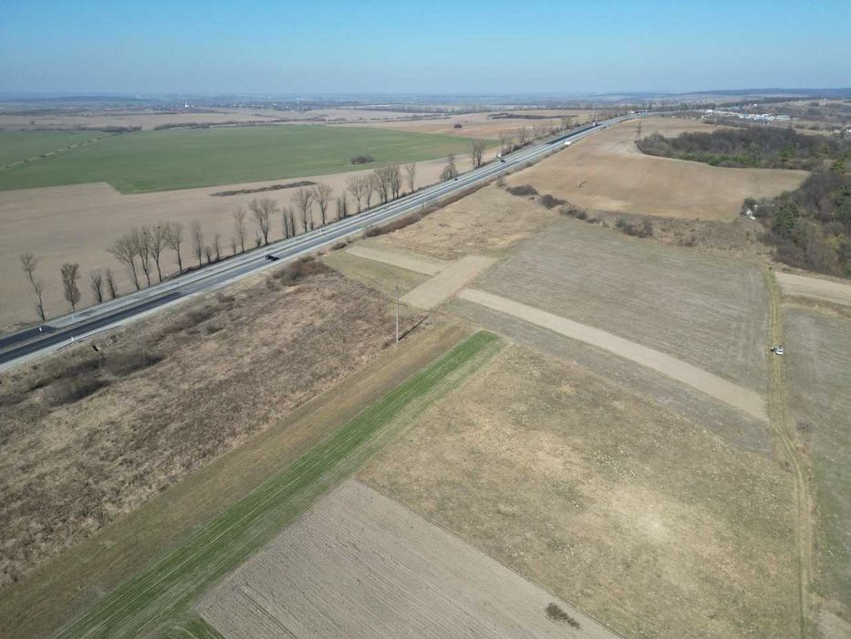 Продаж ділянки біля траси  Львів-Стрий
