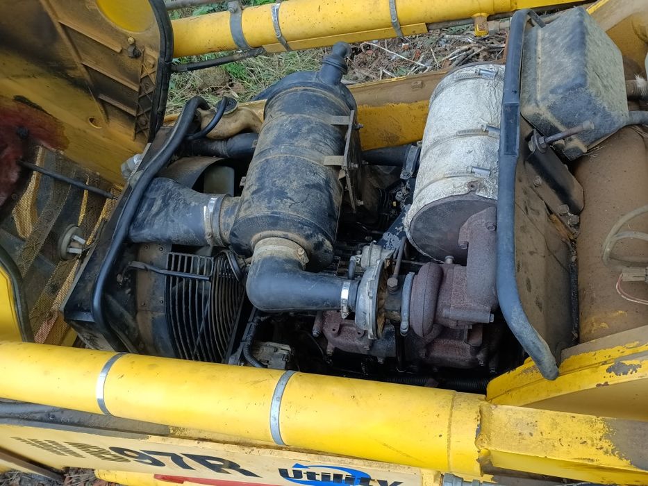 retro escavadora komatsu