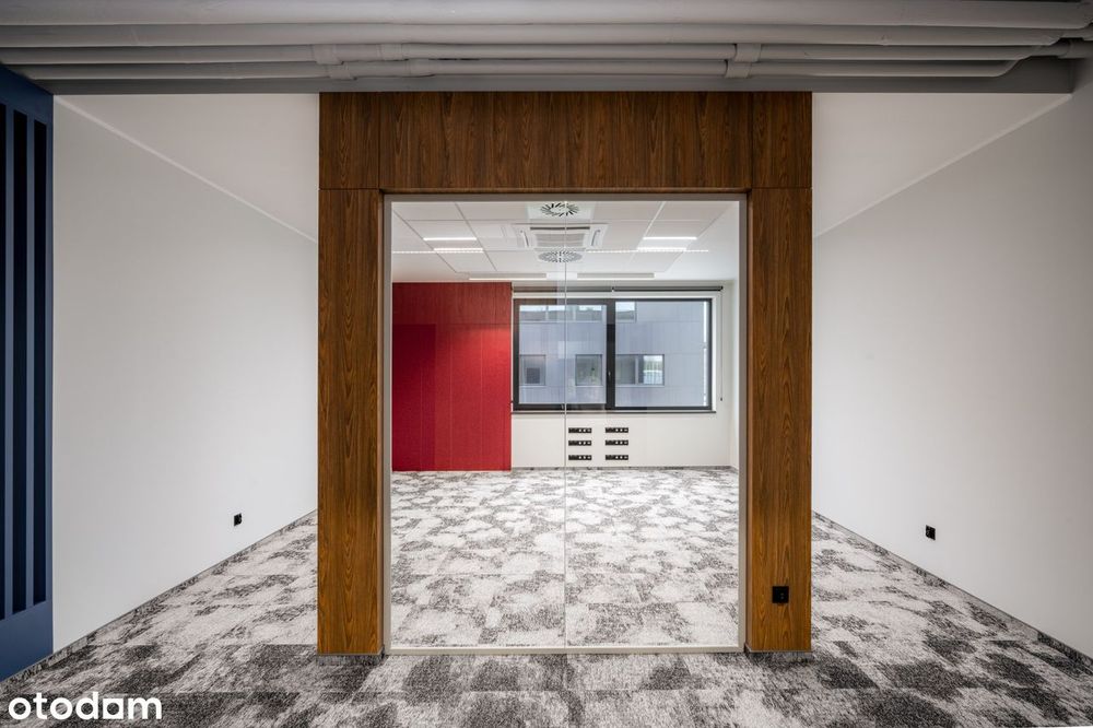 Nowoczesne biuro 296 m² - gotowe do pracy