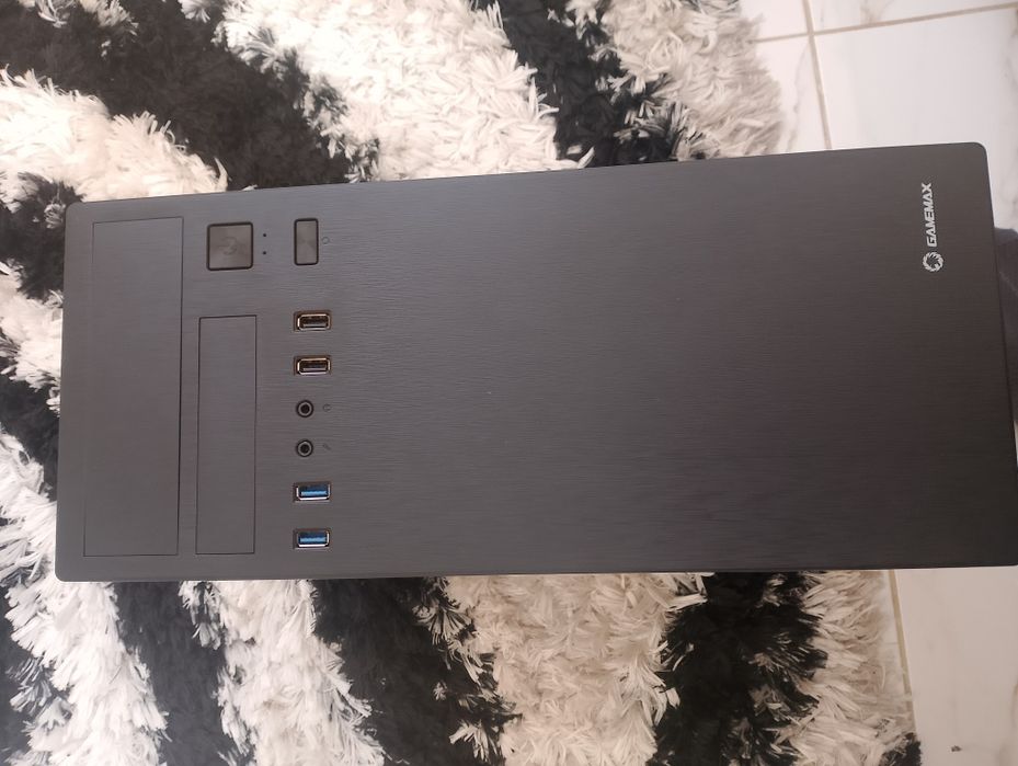 Корпус ПК Gamemax (Mid Tower)