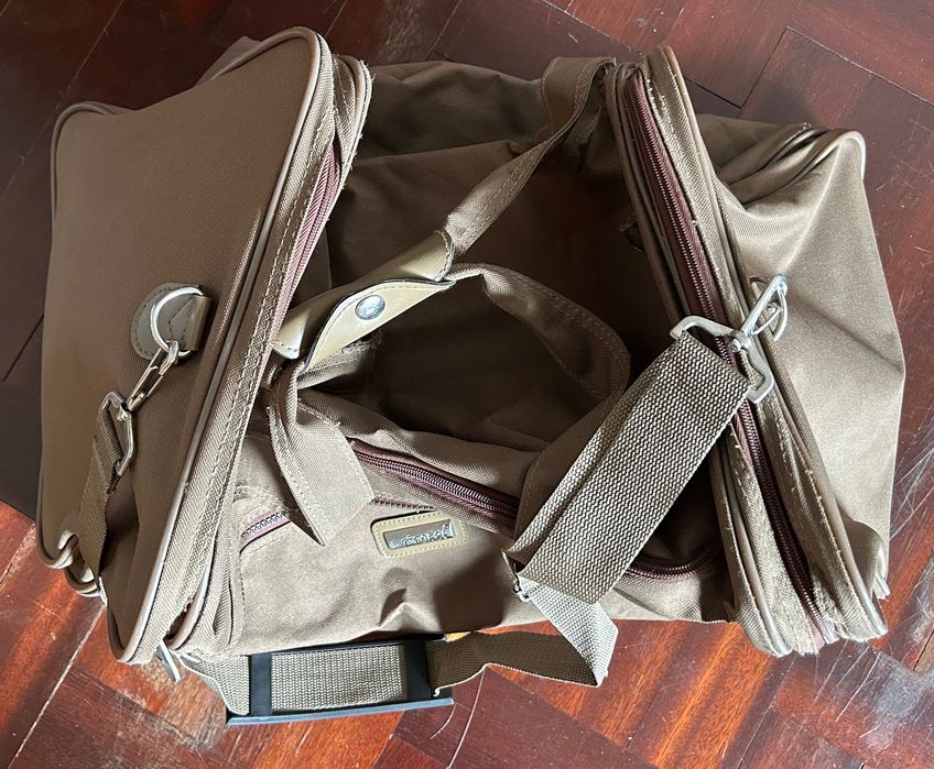 Saco de Viagem Tira Colo Mão Gabol Vintage