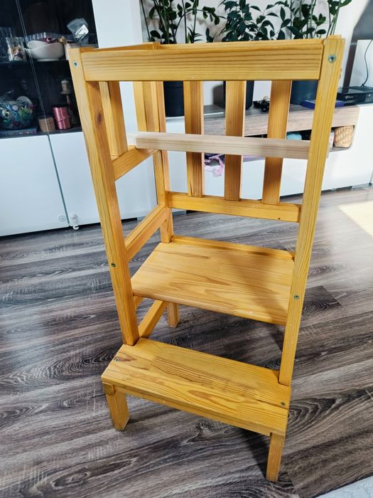 Kitchen helper - super stan drewno