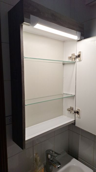 Armario de casa de banho