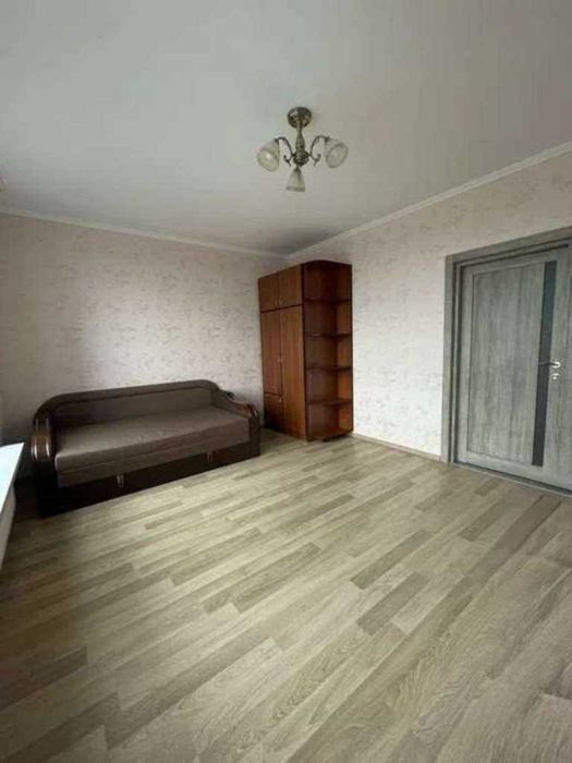 Продається  2-кімн. Зарічній  вул. 1г, 61 м.кв