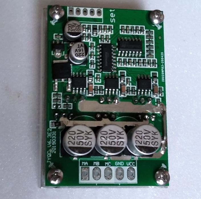 Драйвер для моторов без датчиков хола  400W  36V
10-36V
До 16A
400W