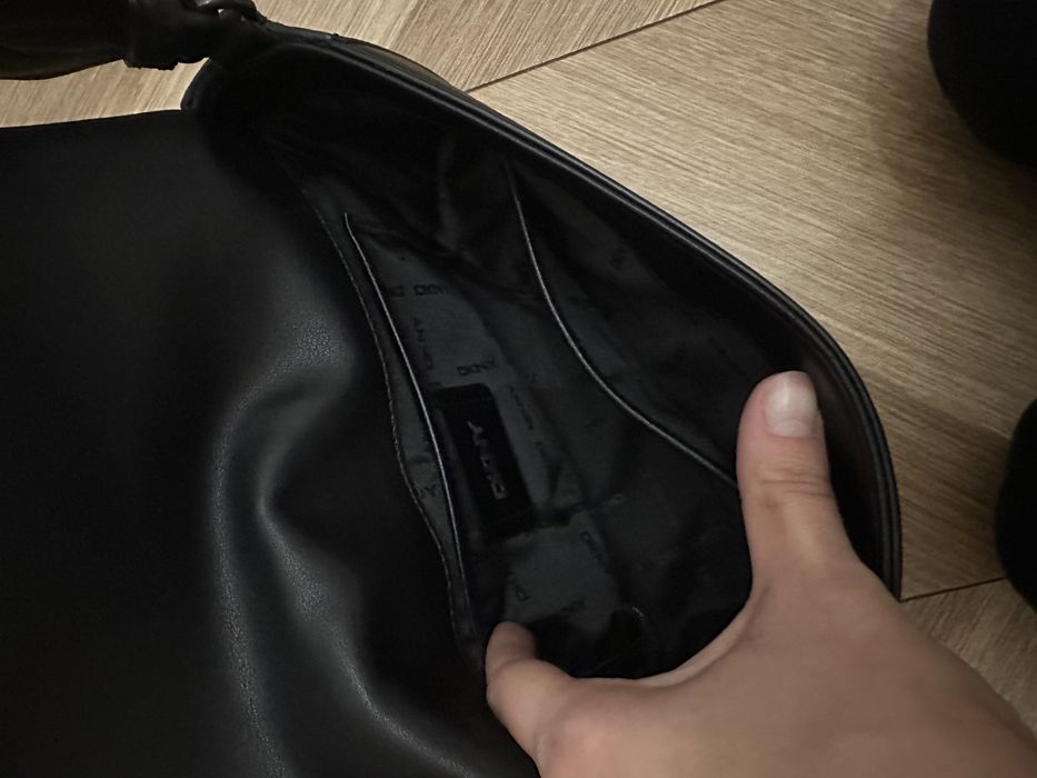 Torebka skorzana dkny