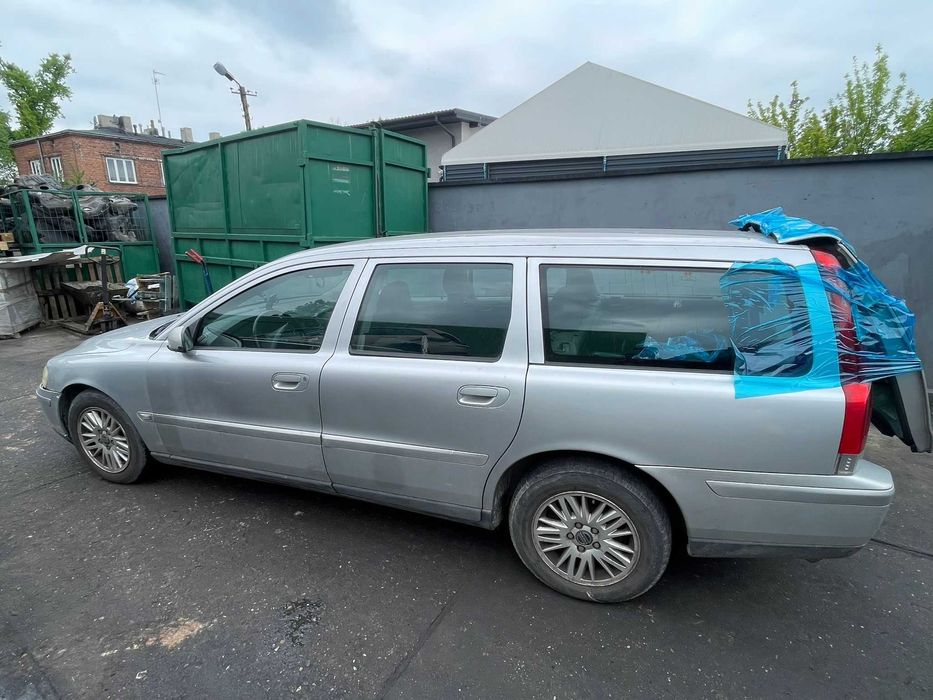 2005 Volvo V70 2.4 D 131 KM D5244T2 Silnik Skrzynia Części