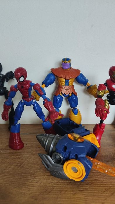 Figurki Avengers Hasbro oryginał spider Man czarnapantera spin Marvel