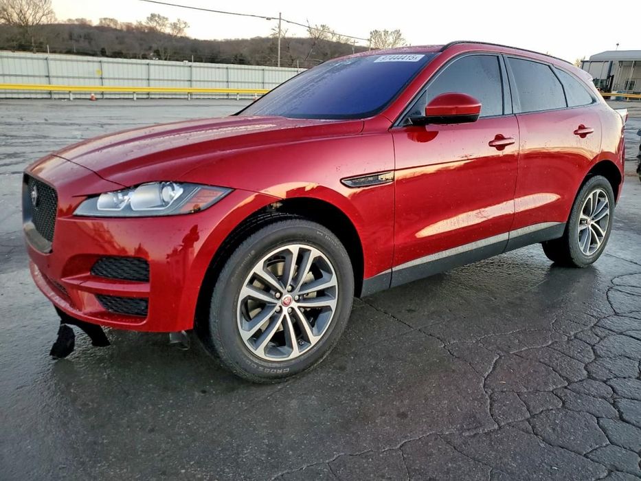 Jaguar F-Pace / 2.0 250KM / 4x4 / Niski przebieg /
