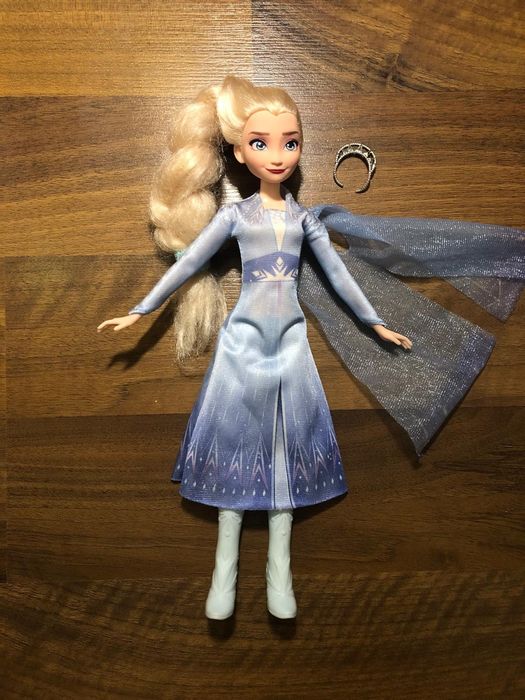 Lalka Elza z ubraniem Kraina Lodu