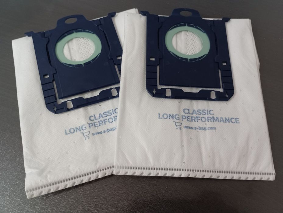 Sacos universais para aspirador NOVOS Philips, AEG e eletrolux