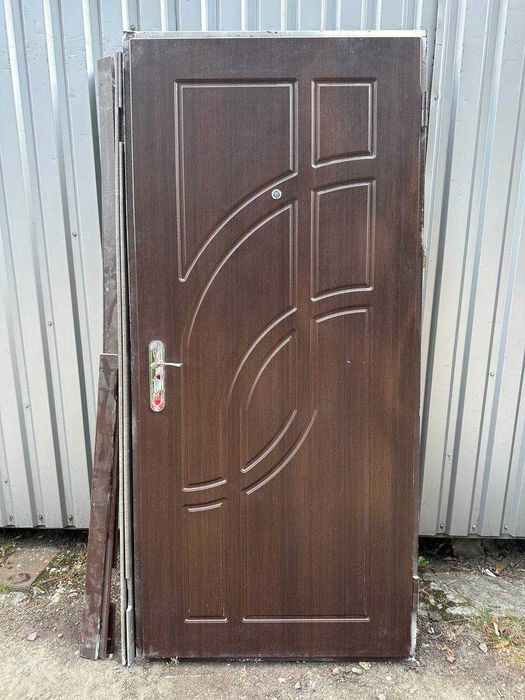 Двері вхідні з МДФ накладками 960х2090 | З Новобудови | Праві