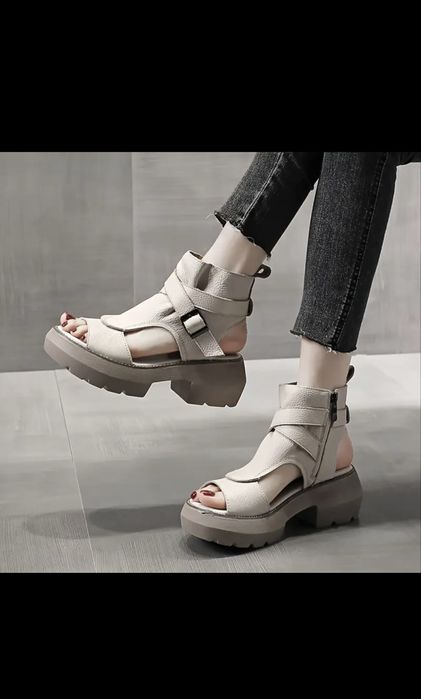 Босоніжки 34 розмір