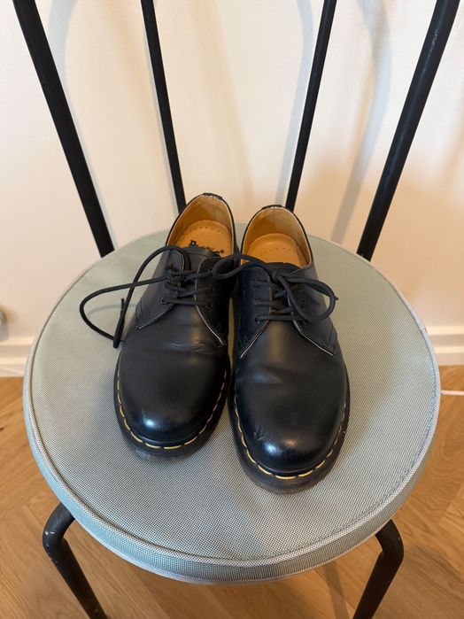 Sapatos Dr Martens semi novos
