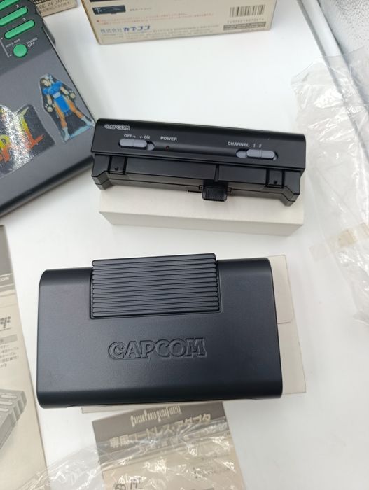Capcom Power Stick Fighter SNES/Famicom + Adapter bezprzewodowy Capcom