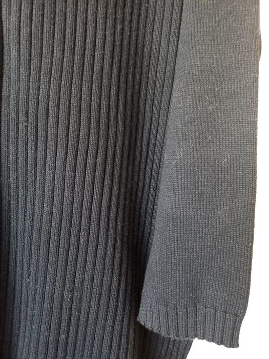 Bawełniany czarny sweter