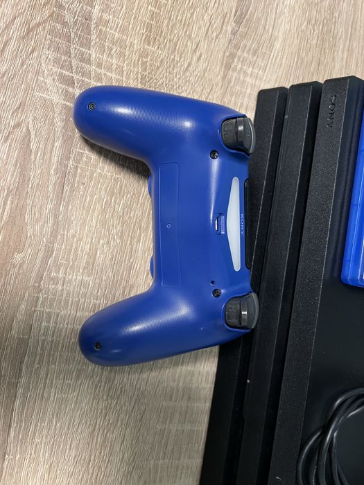 #1749 Playstation 4 Pro 1Tb 13.00 cuh-7216B fifa 23