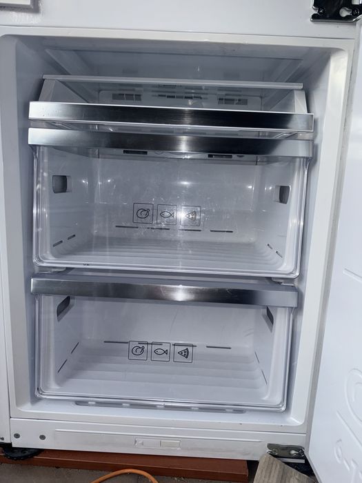 Lodówka Samsung BRB260030WW