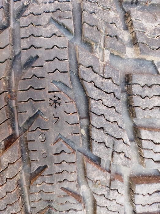 Koła suzuki 5x139.7 nokian wrc3 205 70 R15