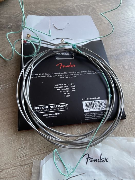 Cordas de baixo Fender flatwound USA