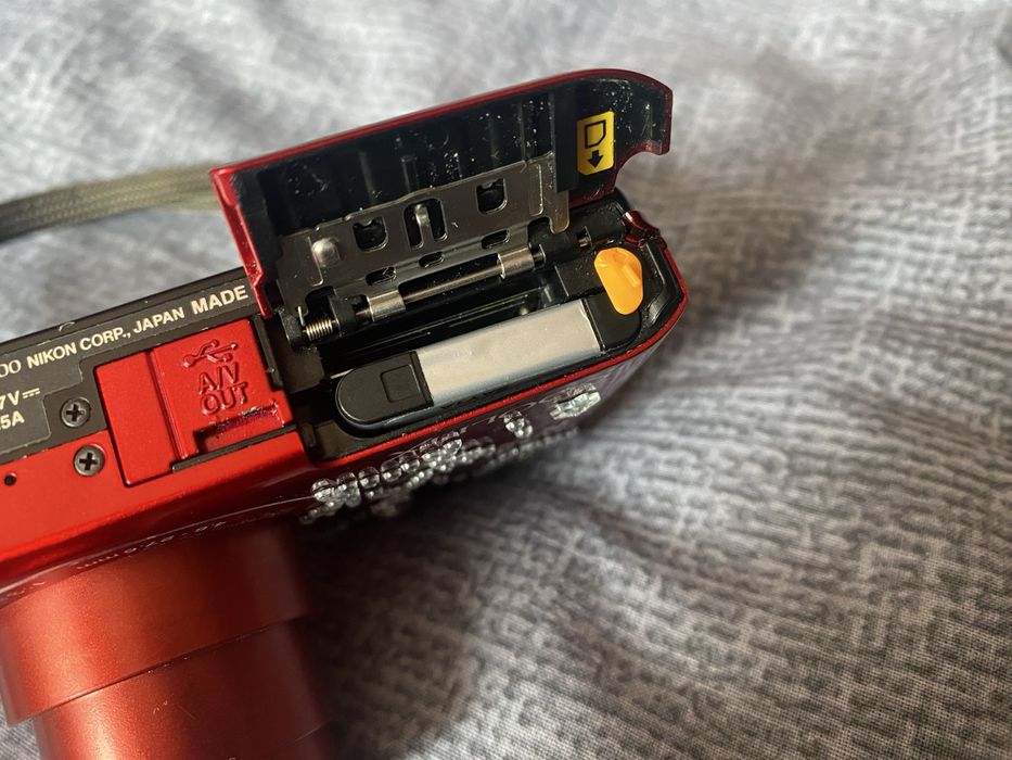 Nikon Coolpix S4300 — помилка об’єктива, під ремонт / на запчастини