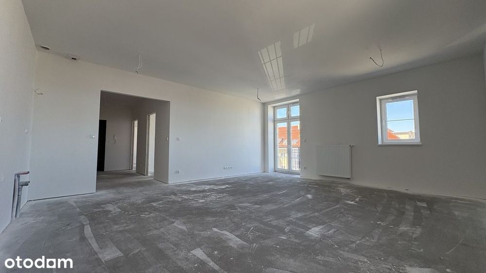 4 pokoje w stanie deweloperskim z balkonem