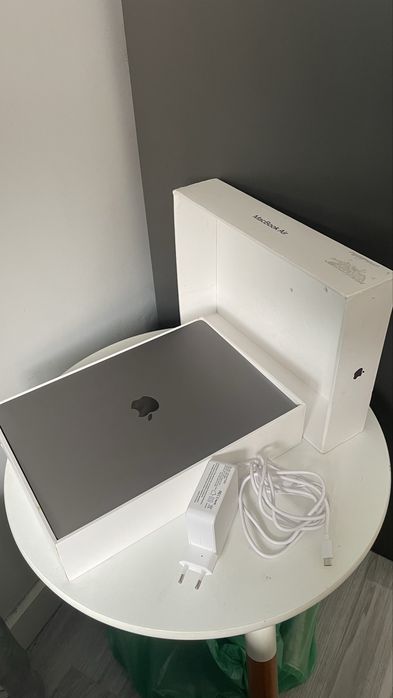 Macbook air 2020