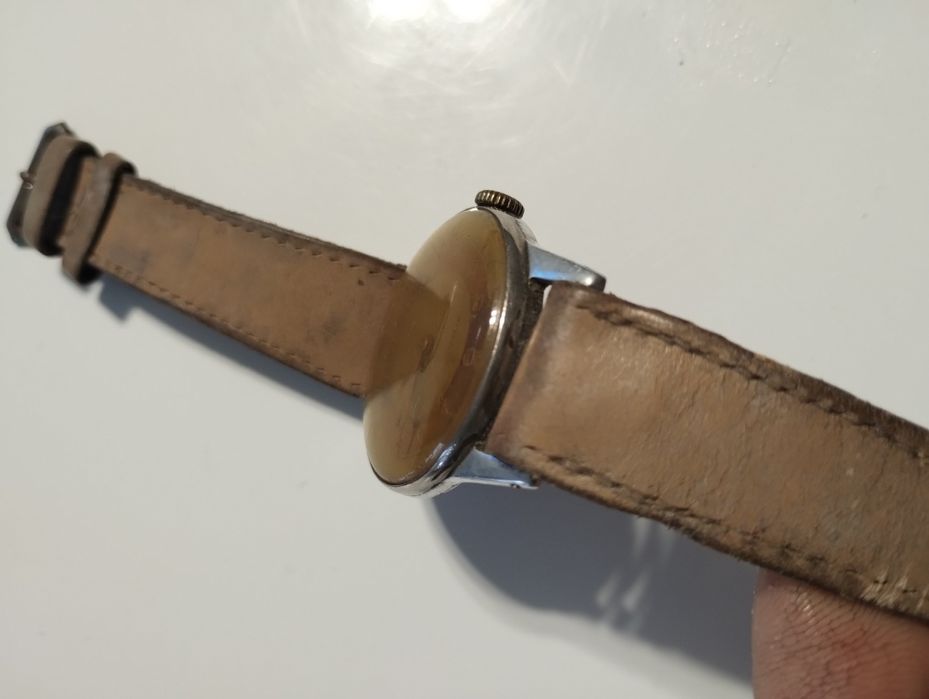 Stary zegarek mechaniczny