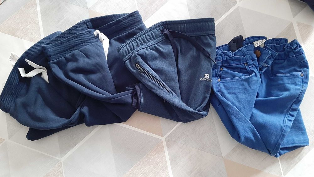 Lote calças menino 110cm 4/5A - em excelente estado!