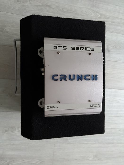 Tuba basowa ze wzmacniaczem