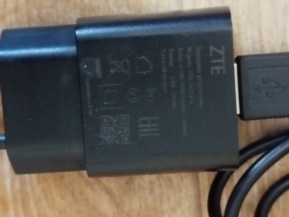 Телефон ZTE BLADE A510 в хорошем состоянии