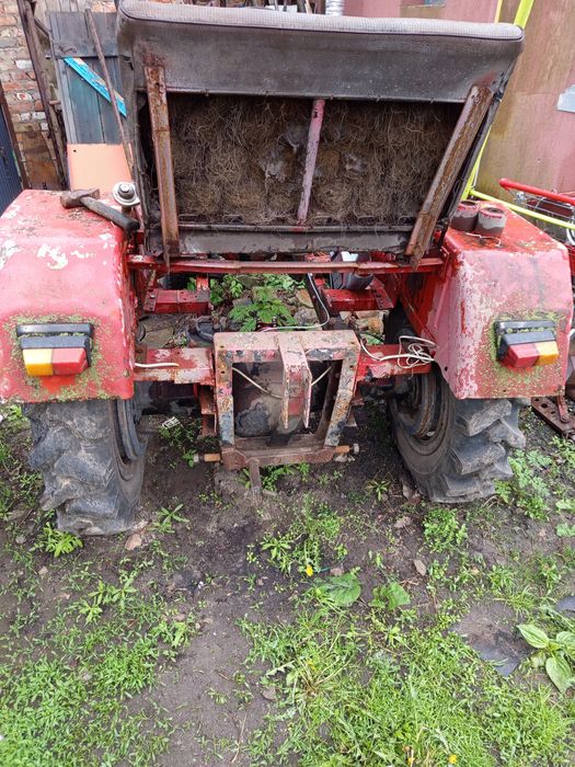 Продам тракторець.