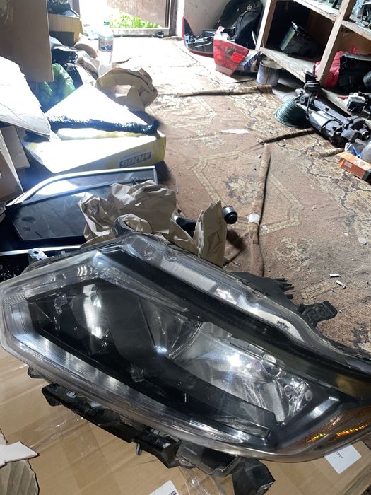 Двері на Cadillac Escalade