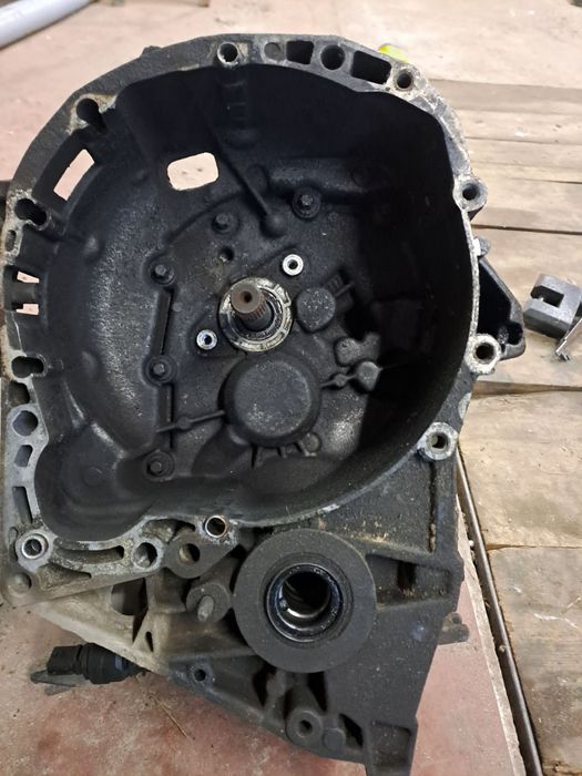 Коробка передач КПП Dacia Logan. Renault Logan. Jr5151