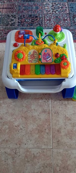 Mesa de atividades Chicco (4 no total)
