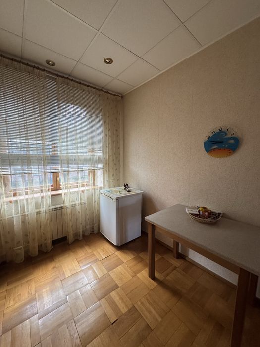 Продам 4 комн квартиру