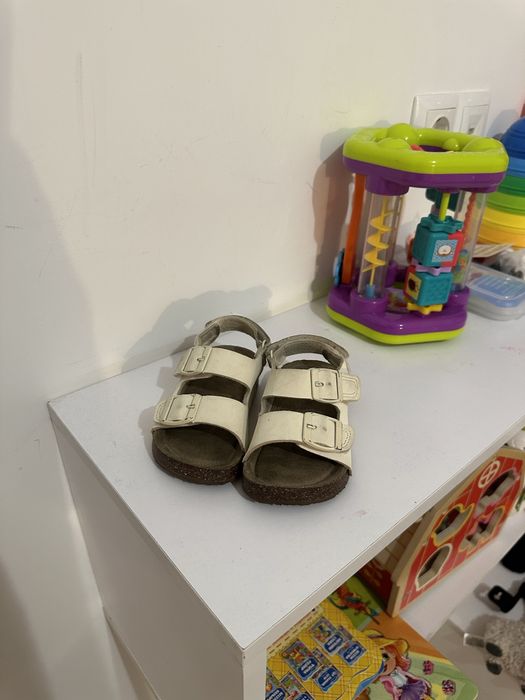 Босоніжки дитячі Next