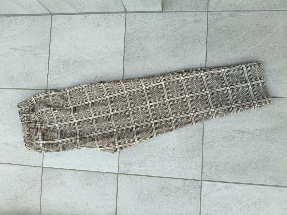 Cygaretki proste spodnie w kratkę krata Stradivarius S