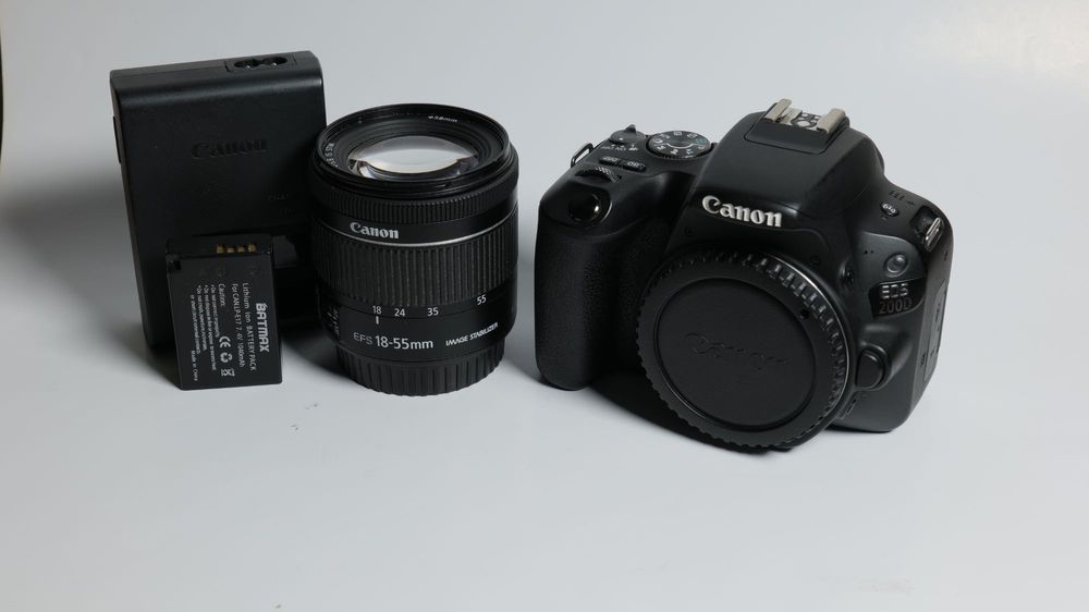 Canon EOS 200D + EF-S 18-55mm STM | Коробка | На ремонт | запчастини
