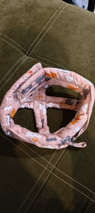 Захисний шолом для малюка