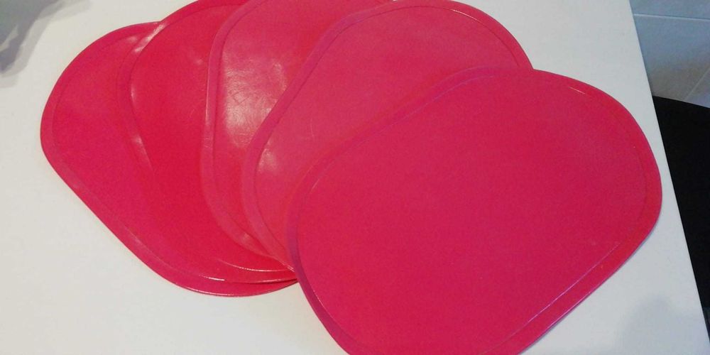 4 Individuais borracha impermeáveis vermelhos