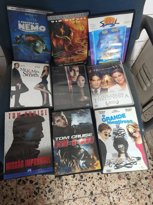Vendo DVD's e CD's