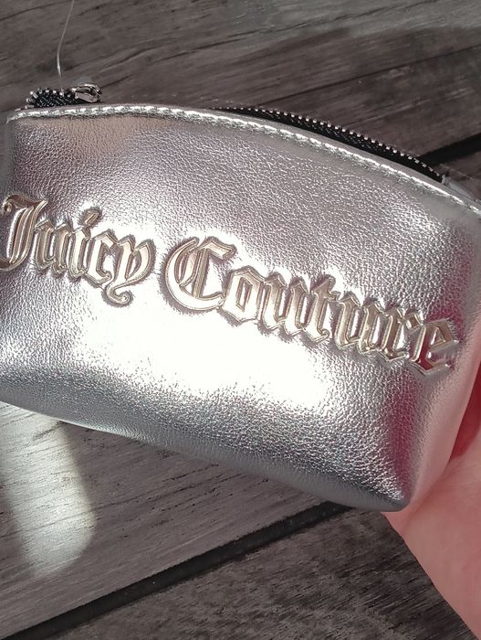 Saszetka Juicy Couture, mały portfel, mała torebka Juicy Couture