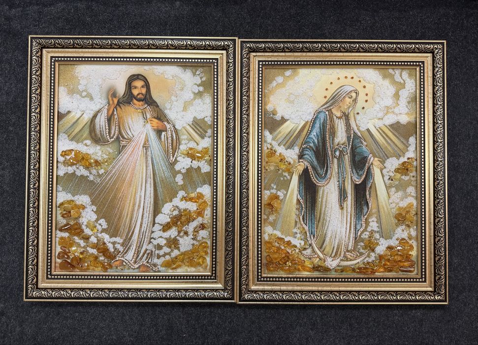 Ікони з бурштину